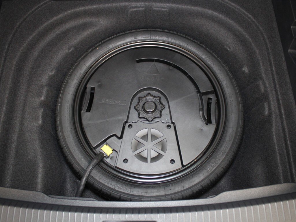 Volkswagen Golf Kombi 2,0 l 221 kw