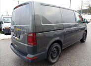 Volkswagen Transporter 9