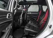 Jeep Grand Cherokee 19