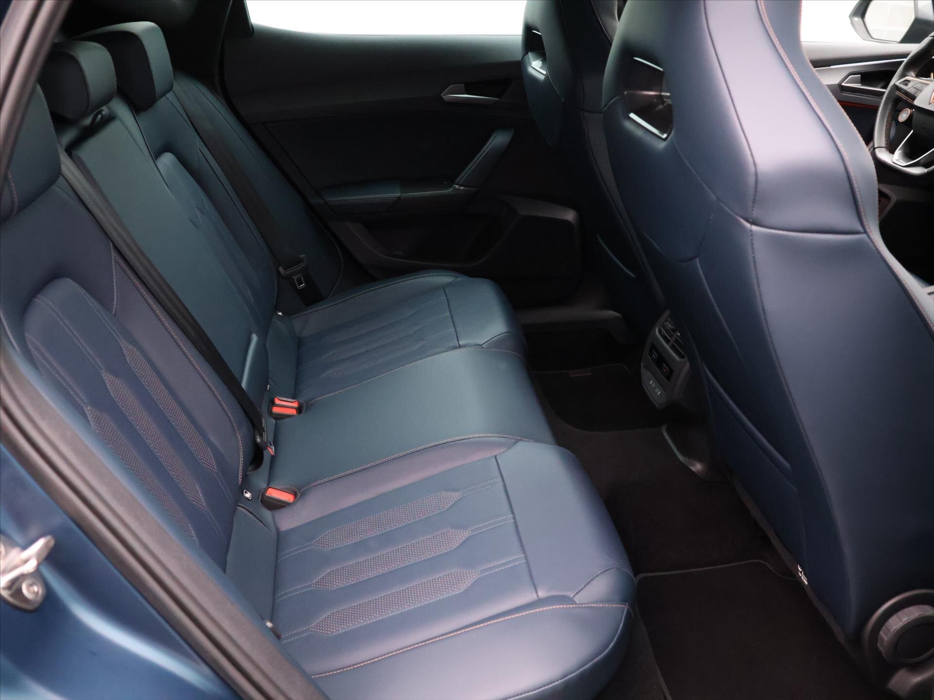 Cupra Formentor SUV / Terénní 2,0 l 228 kw