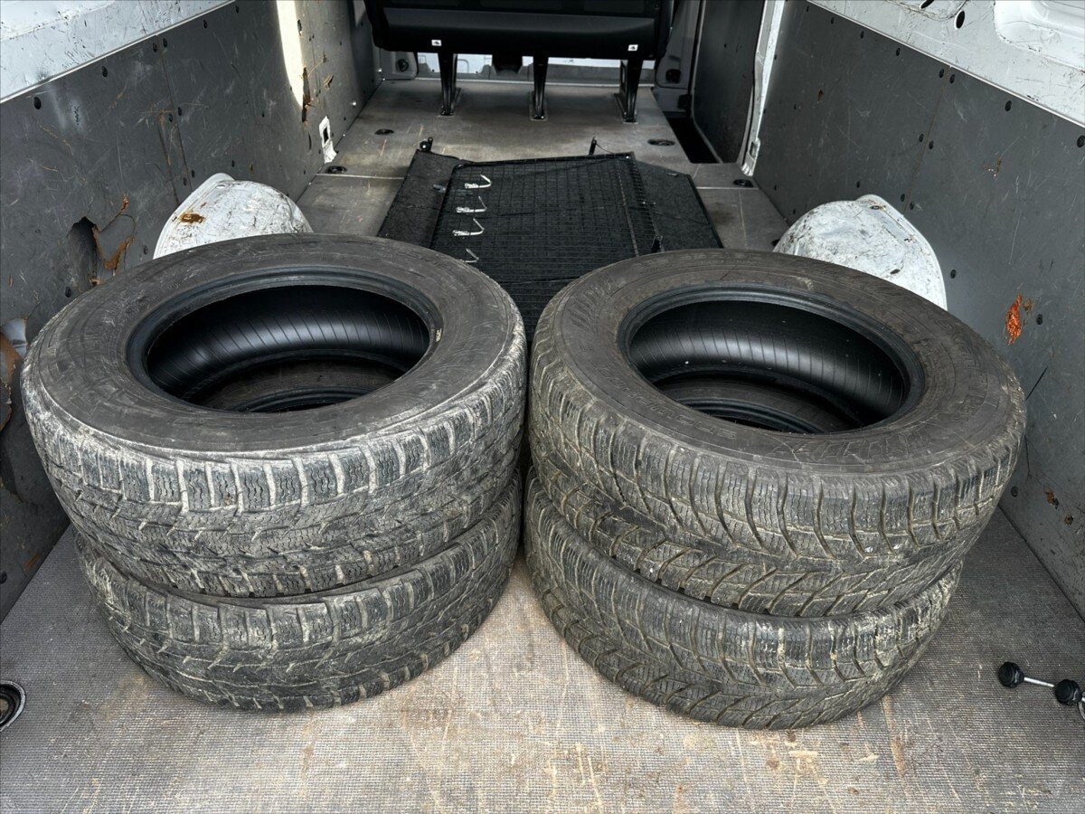 Mercedes-Benz Sprinter Skříň 2,1 l 120 kw