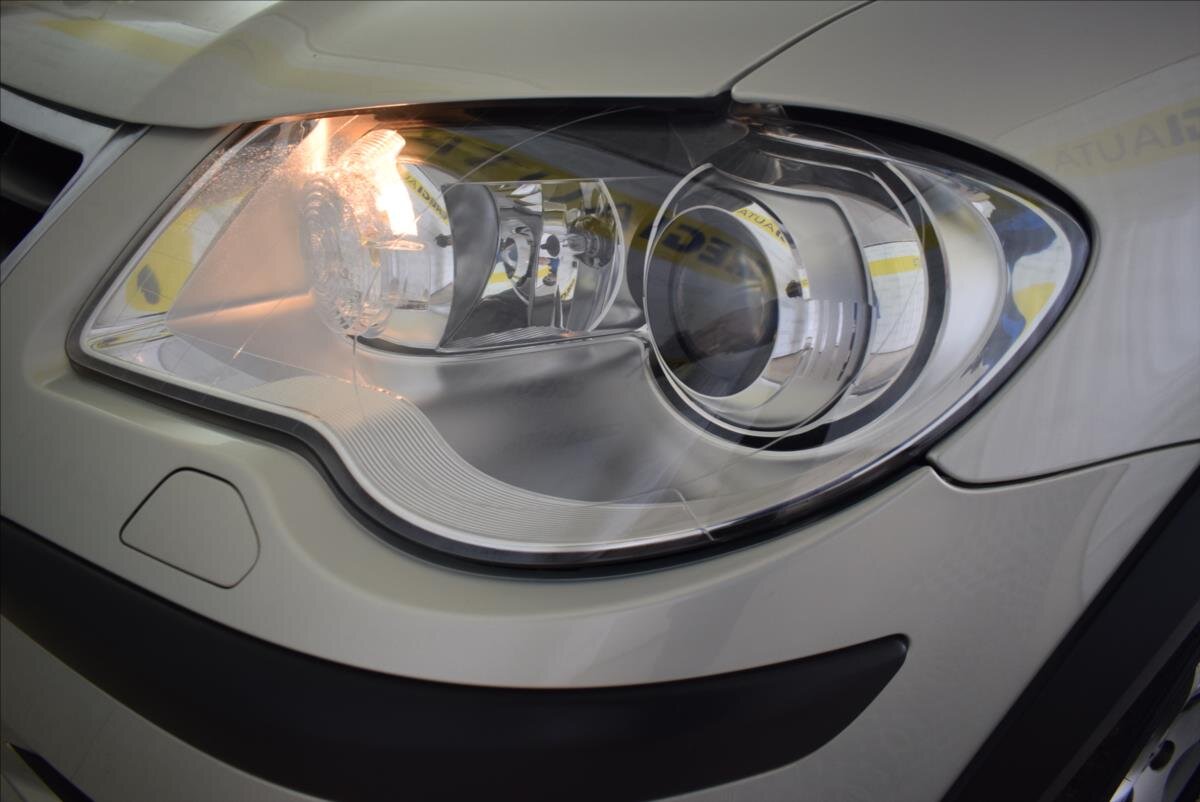 Volkswagen Touran MPV 1,4 l 103 kw