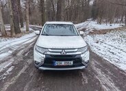 Mitsubishi Outlander SUV 0,0 0