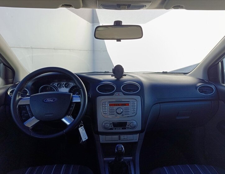 Ford Focus Kombi 1,6 l 74 kw