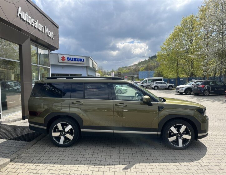 Hyundai Santa Fe SUV / Terénní 1,6 l 185 kw