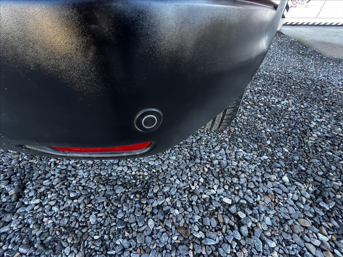 Nissan Qashqai SUV / Terénní 1,2 l 85 kw