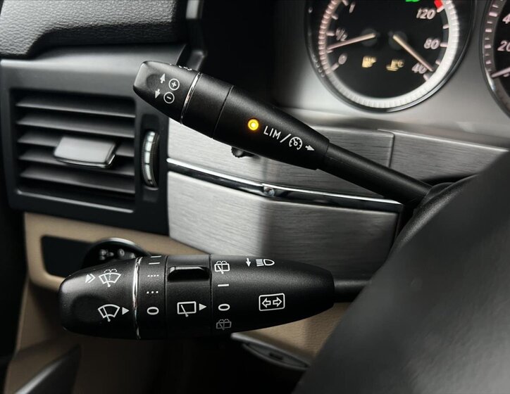 Mercedes-Benz GLK 16