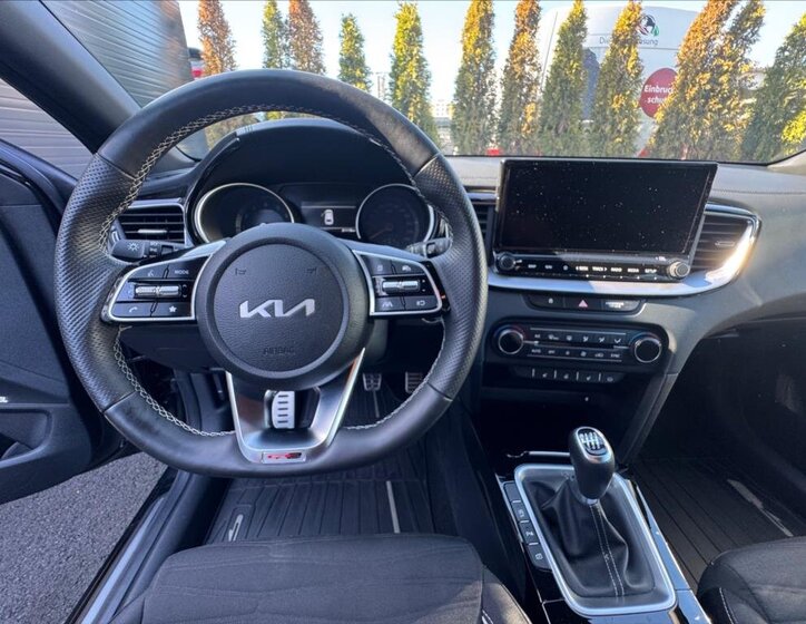 KIA ProCeed Kombi 1,5 l 117 kw