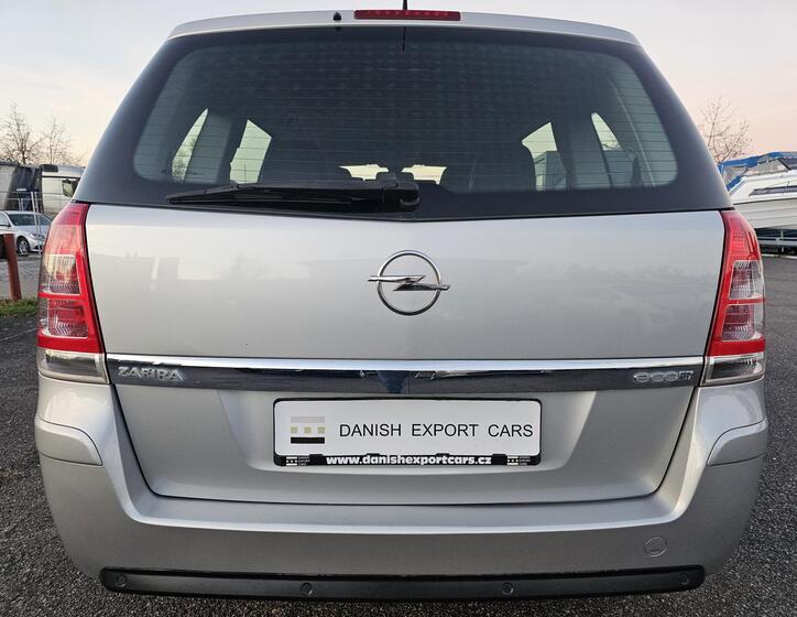 Opel Zafira 10