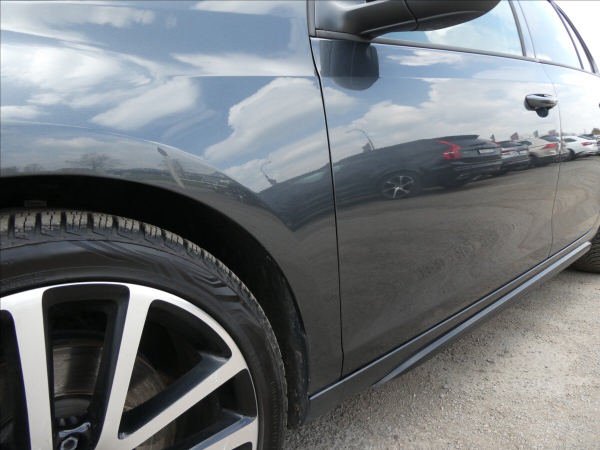 Volkswagen Golf Hatchback 2,0 l 125 kw