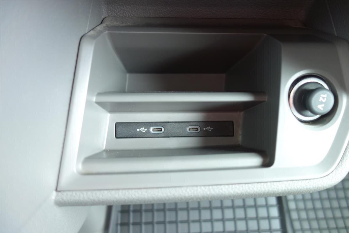 Volkswagen Crafter Skříň 2,0 l 103 kw