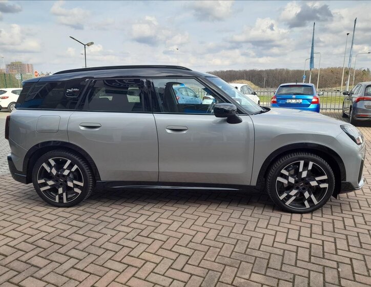 Mini Countryman SUV / Terénní 0,0 225 kw
