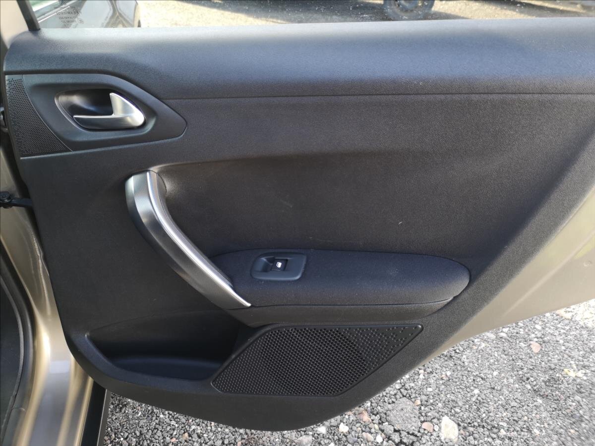 Peugeot 2008 Kombi 1,6 l 84 kw