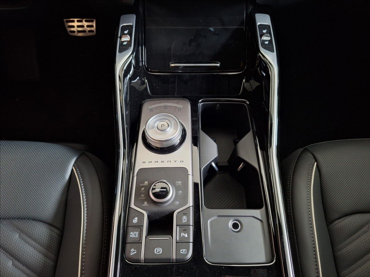 KIA Sorento SUV / Terénní 2,2 l 142 kw