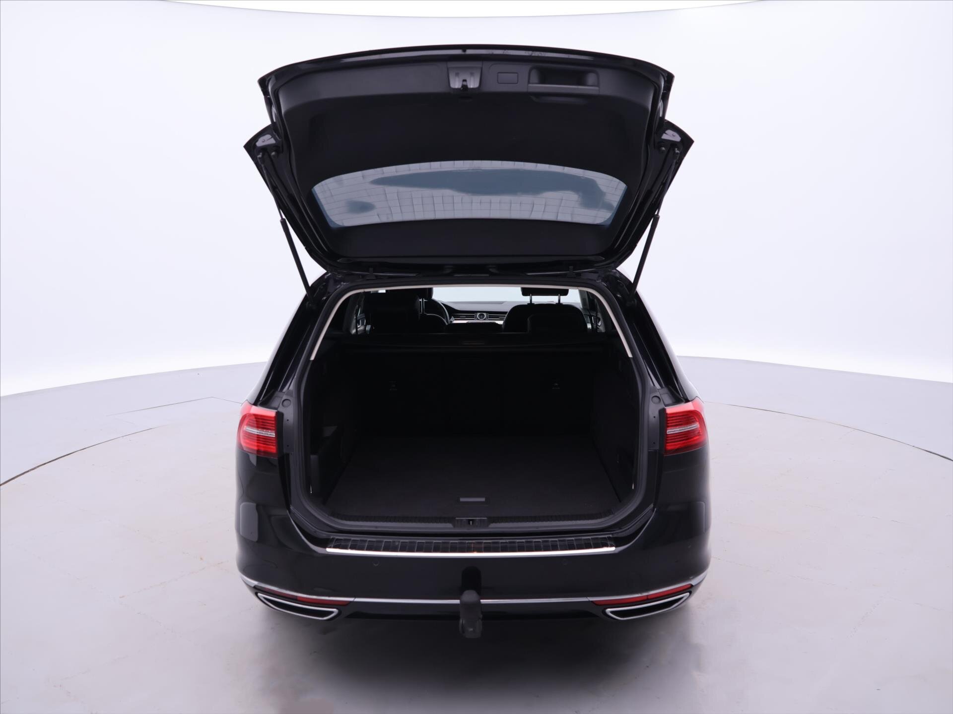 Volkswagen Passat Kombi 2,0 l 176 kw