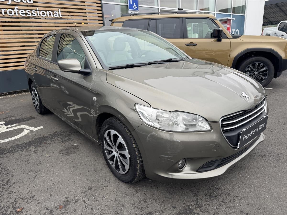 Peugeot 301 Sedan 1,6 l 85 kw