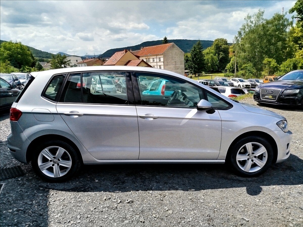 Volkswagen Golf Sportsvan MPV 2,0 l 110 kw