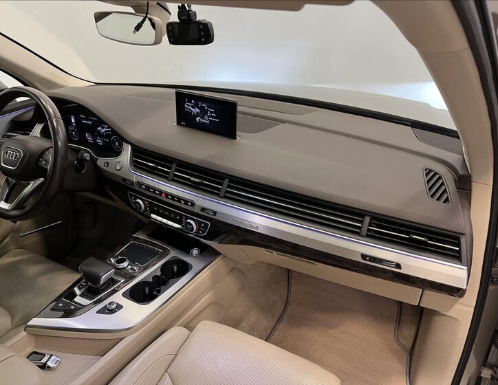 Audi Q7 SUV 3,0 l 200 kw
