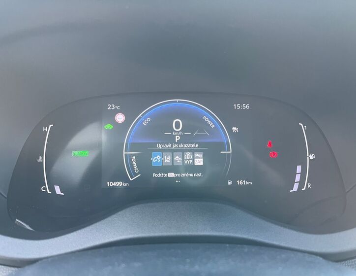 Toyota Yaris Cross 20