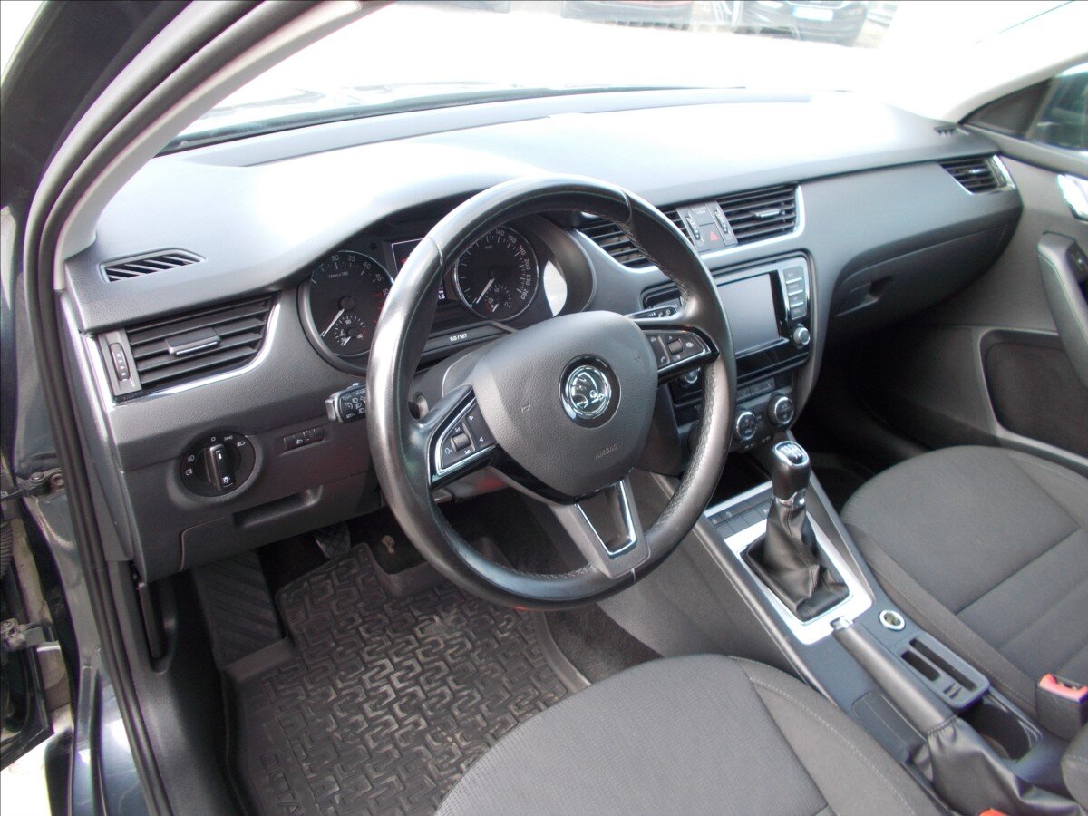 Škoda Octavia Kombi 2,0 l 110 kw
