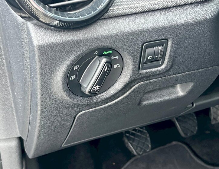 Škoda Fabia Hatchback 1,0 l 70 kw