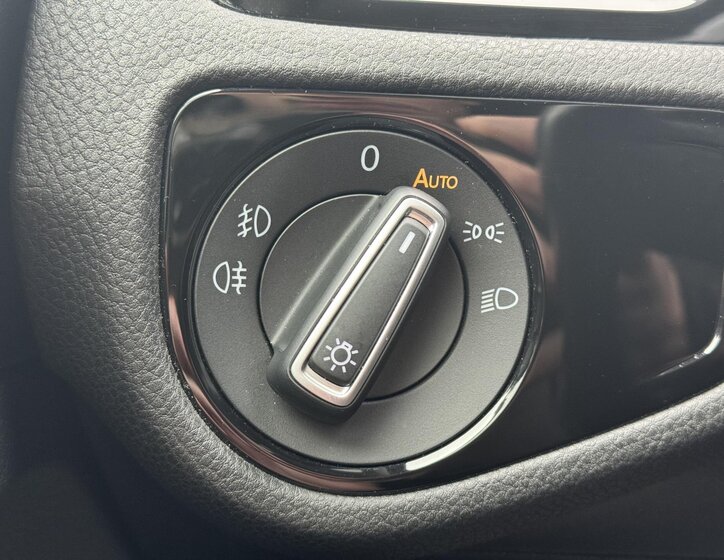 Volkswagen Golf Hatchback 1,4 l 103 kw