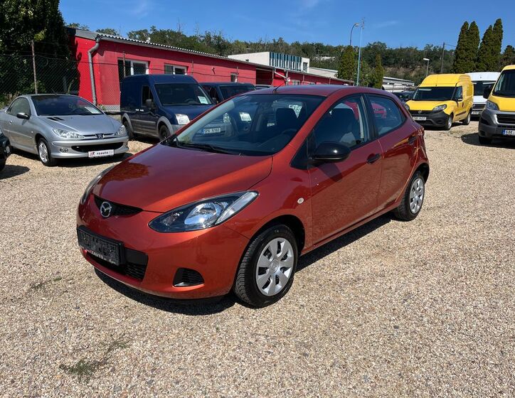 Mazda 2 1