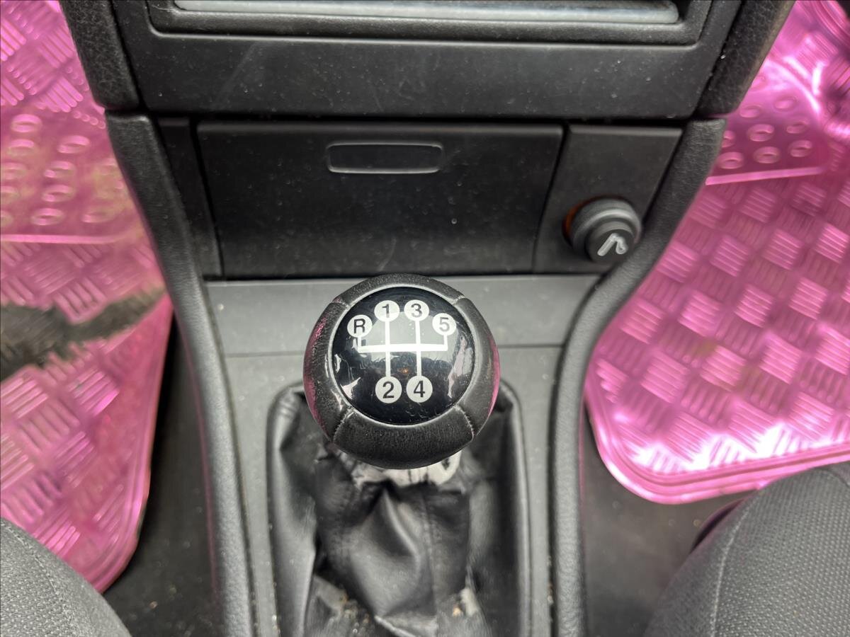 Opel Astra Hatchback 1,7 l 55 kw