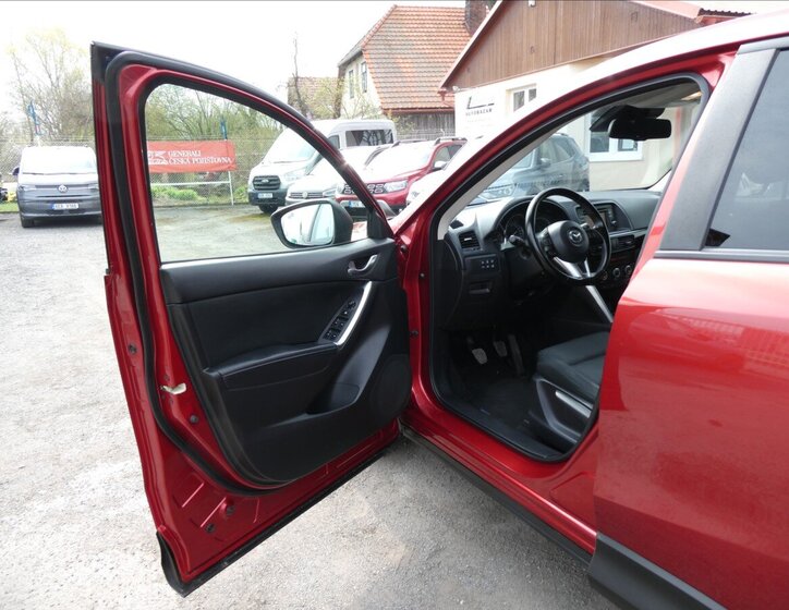 Mazda CX-5 SUV / Terénní 2,0 l 121 kw