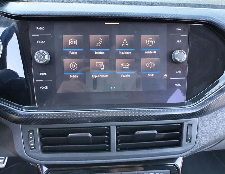 Volkswagen T-Cross 31