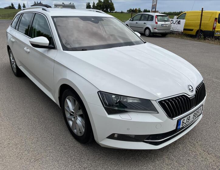Škoda Superb 3