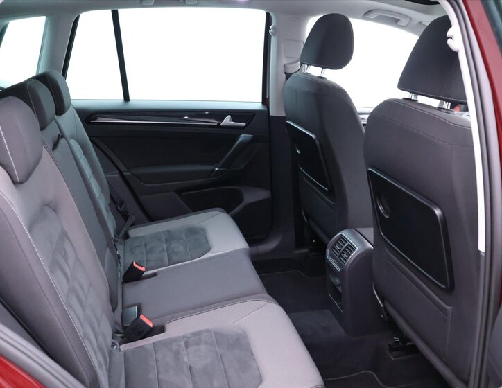 Volkswagen Golf Sportsvan 12