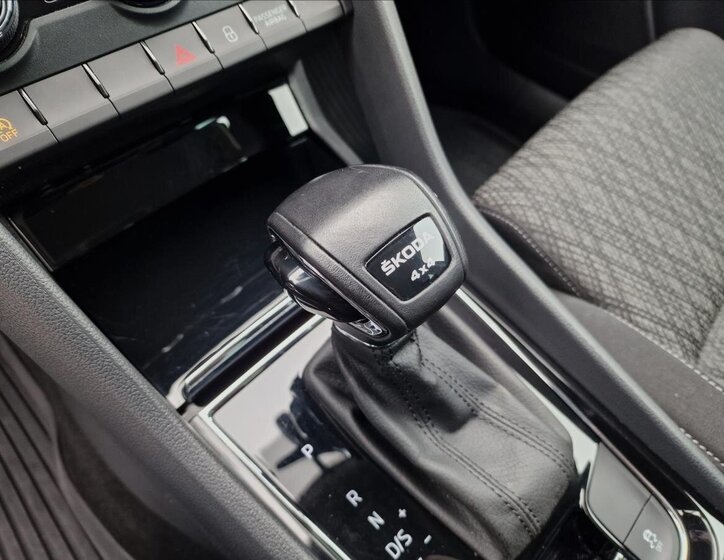 Škoda Karoq SUV 2,0 l 110 kw