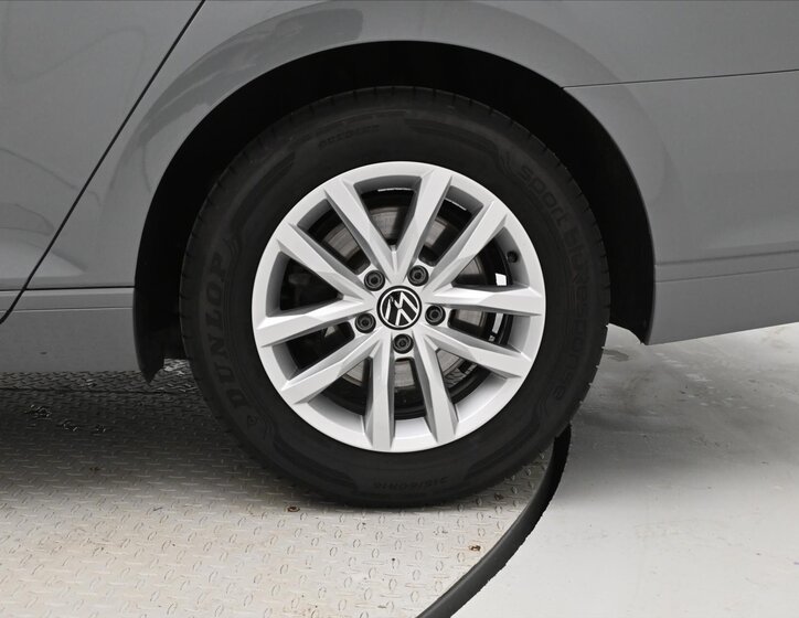 Volkswagen Passat Kombi 2,0 l 110 kw