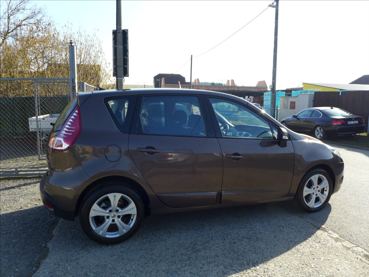 Renault Scénic Kombi 1,9 l 96 kw