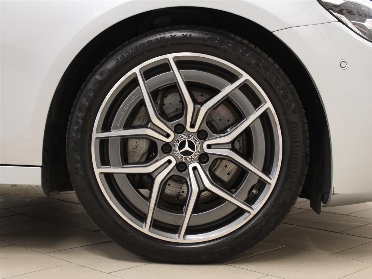 Mercedes-Benz Třídy E