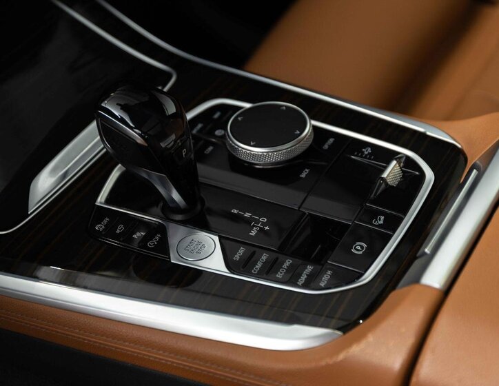 BMW X5 SUV / Terénní 3,0 l 195 kw