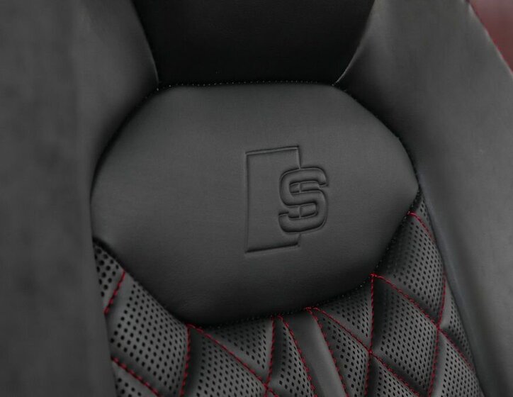 Audi SQ8 SUV 4,0 l 373 kw