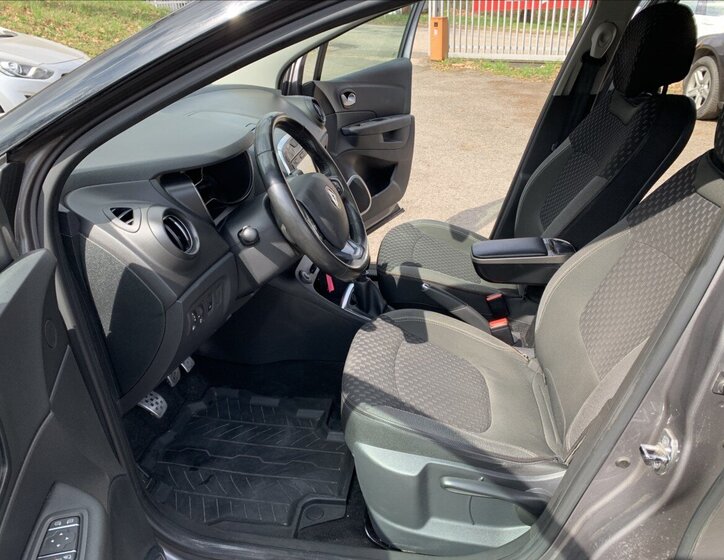 Renault Captur Hatchback 1,2 l 87 kw