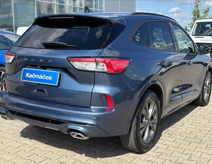 Ford Kuga SUV / Terénní 2,0 l 88 kw