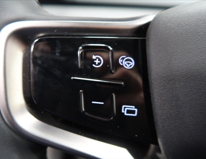 Volvo EX30 SUV 0,0 200 kw