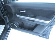 Suzuki Grand Vitara 10