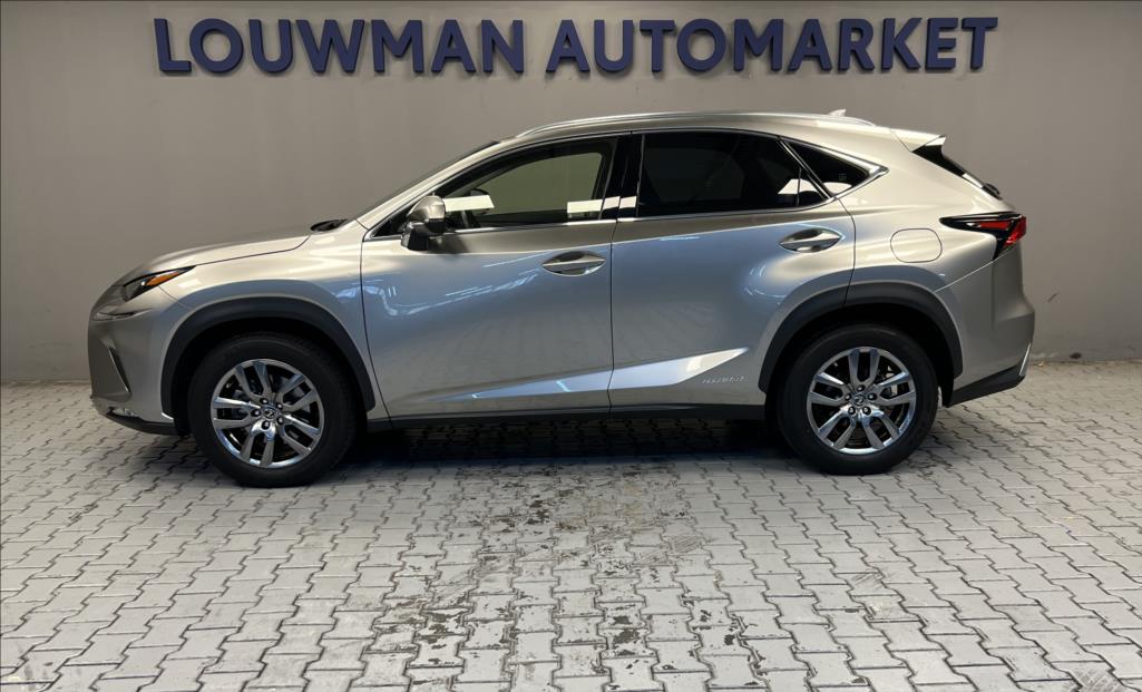 Lexus NX 300h