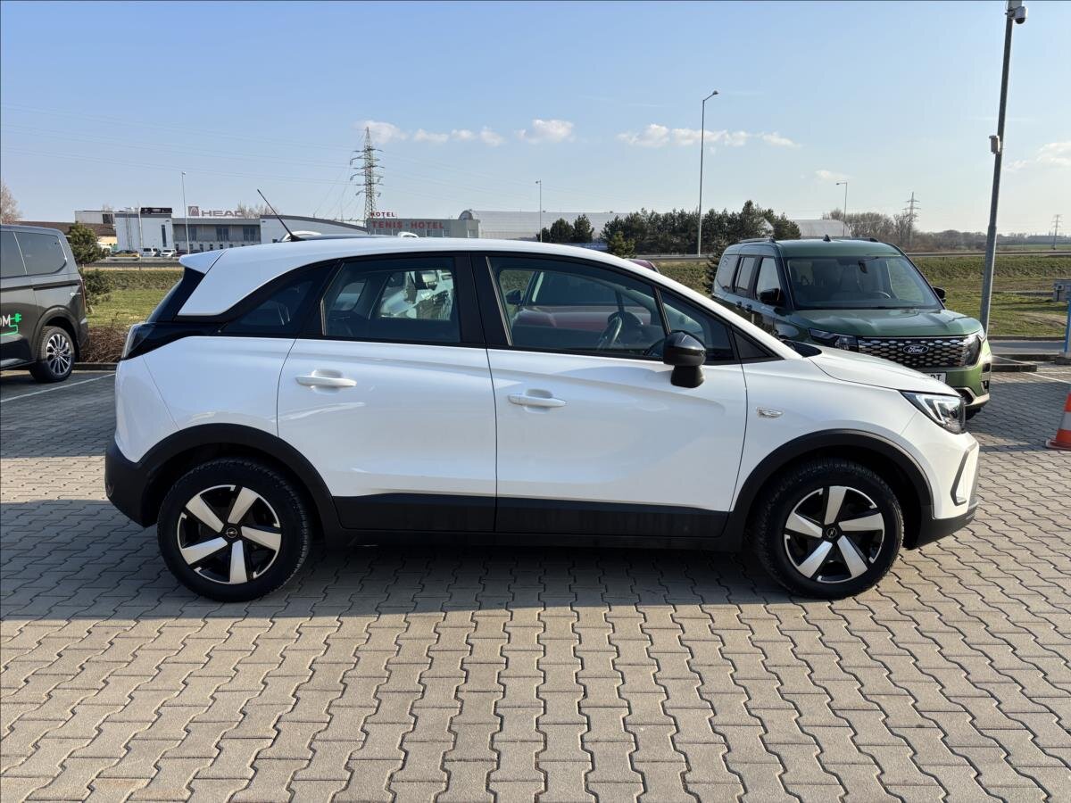 Opel Crossland SUV / Terénní 1,2 l 96 kw