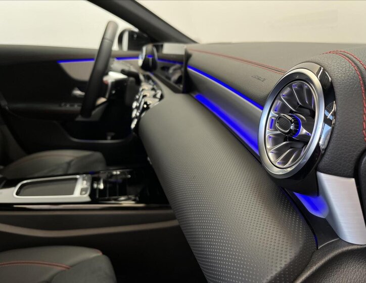 Mercedes-Benz CLA Kombi 2,0 l 110 kw