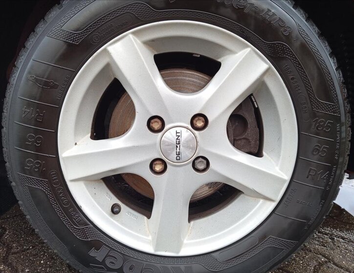 KIA Rio Hatchback 1,4 l 71 kw