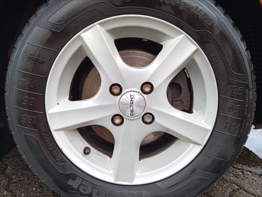 KIA Rio Hatchback 1,4 l 71 kw