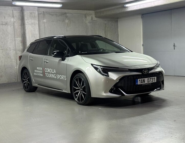 Toyota Corolla Kombi 2,0 l 131 kw