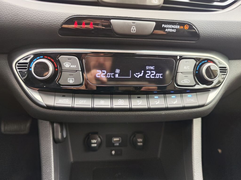 Hyundai i30 Kombi 998,0 88 kw