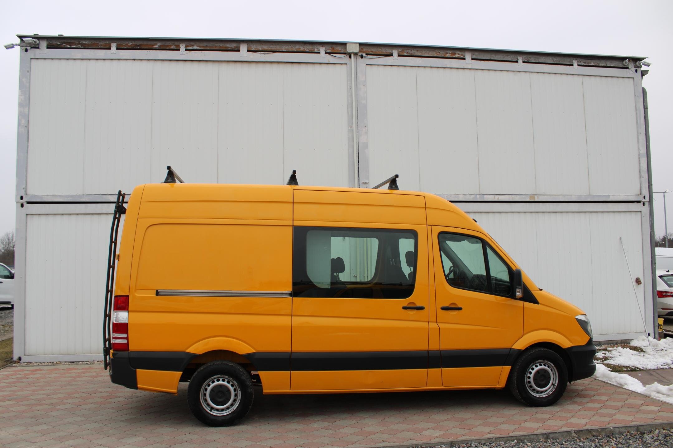 Mercedes-Benz Sprinter Užitková 2,1 l 120 kw